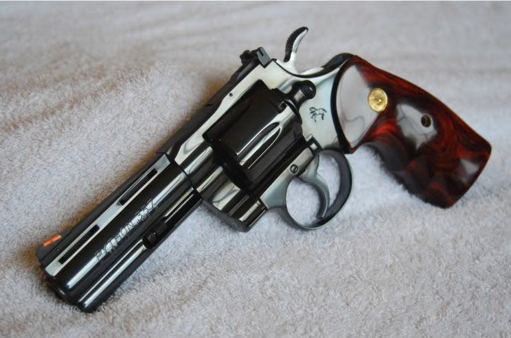 Revolvers-9.jpg