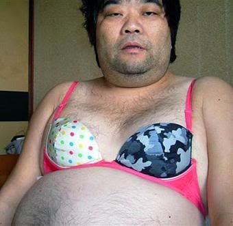 [Bild: fat-japanese-man-bra.jpg#fat%20woman%20in%20BRA]
