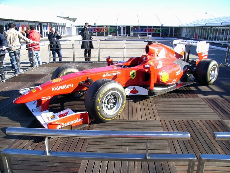 F12009.jpg