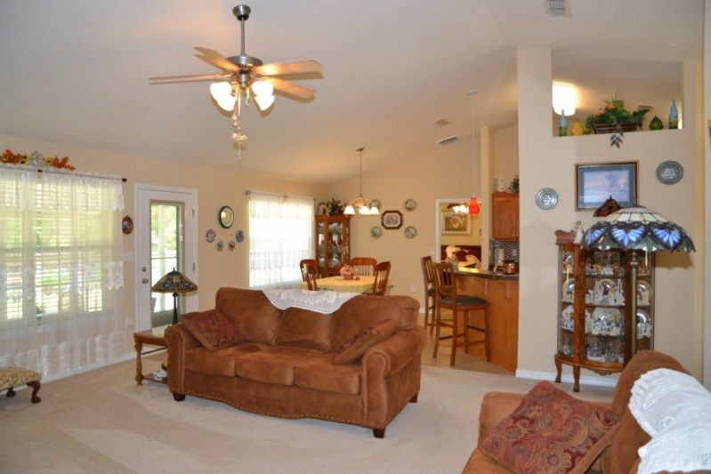 Another view of the Living Room photo 2370Barberee20LivingRoom1024x768.jpg