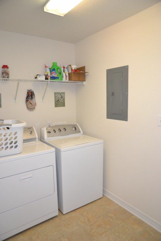 Laundry Room photo 2370Barberee31LaundryRoom1024x768.jpg